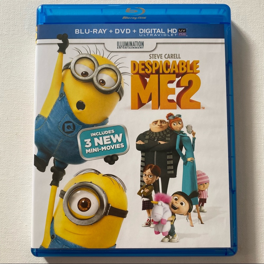 Despicable Me 2 & Mini Movies Blu Ray DVD